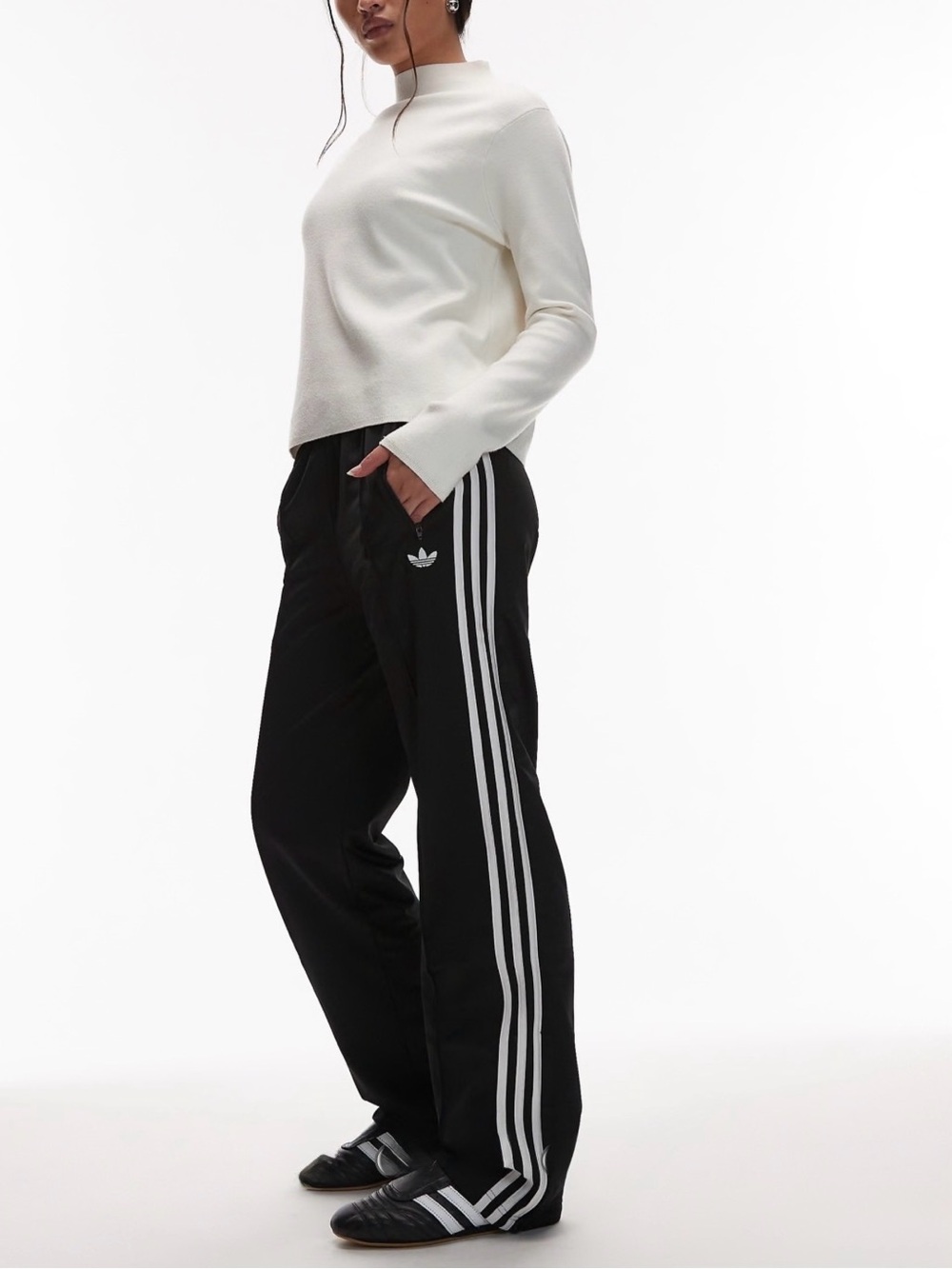 adidas Y2K Black Track Pants with White Side Stripes and side zip unisex Small